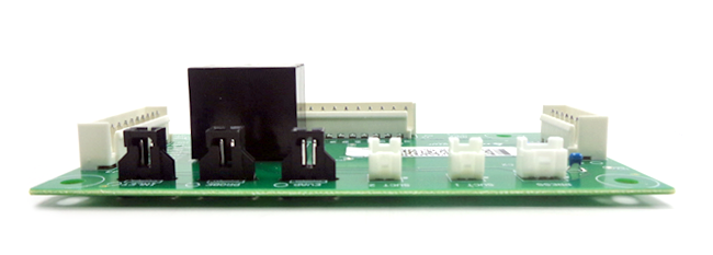 Conjunto de control y adaptador Quest 706 - vista lateral | Grow Industry
